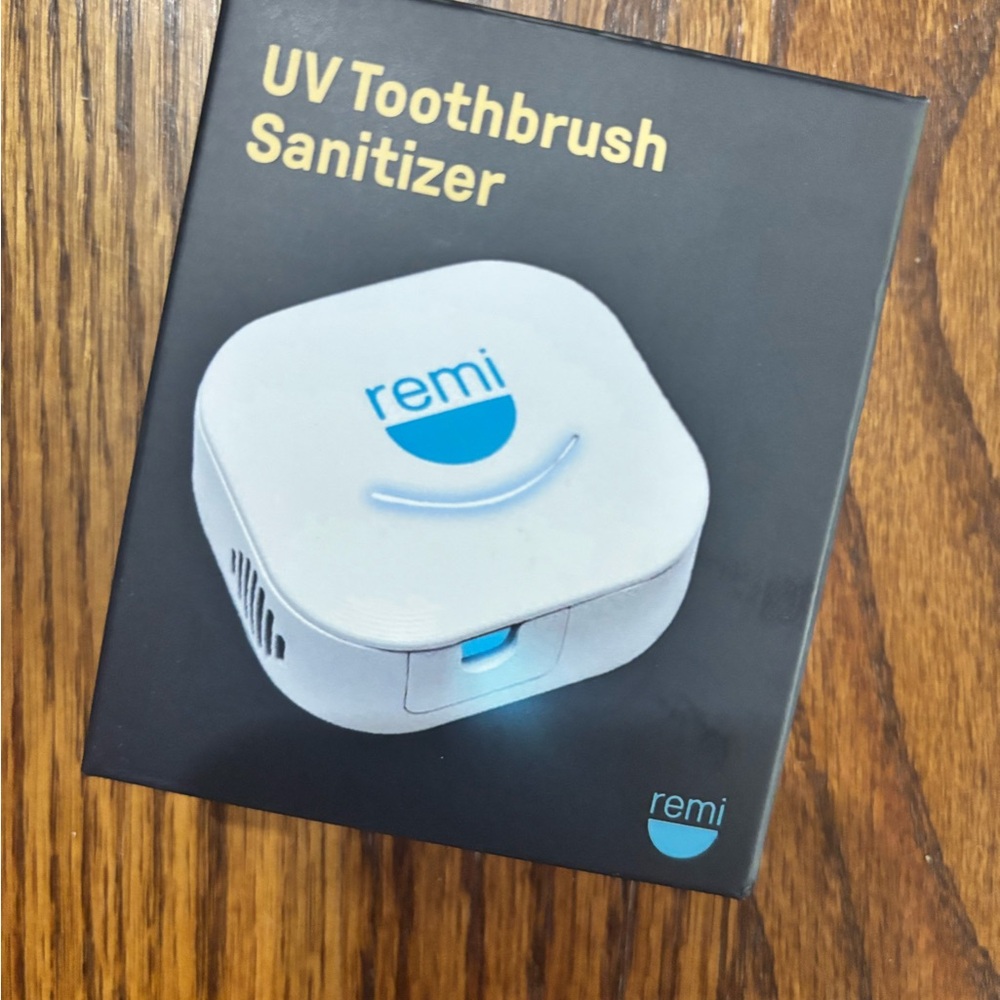 Remi UV Toothbrush Sanitizer - White and Blue
